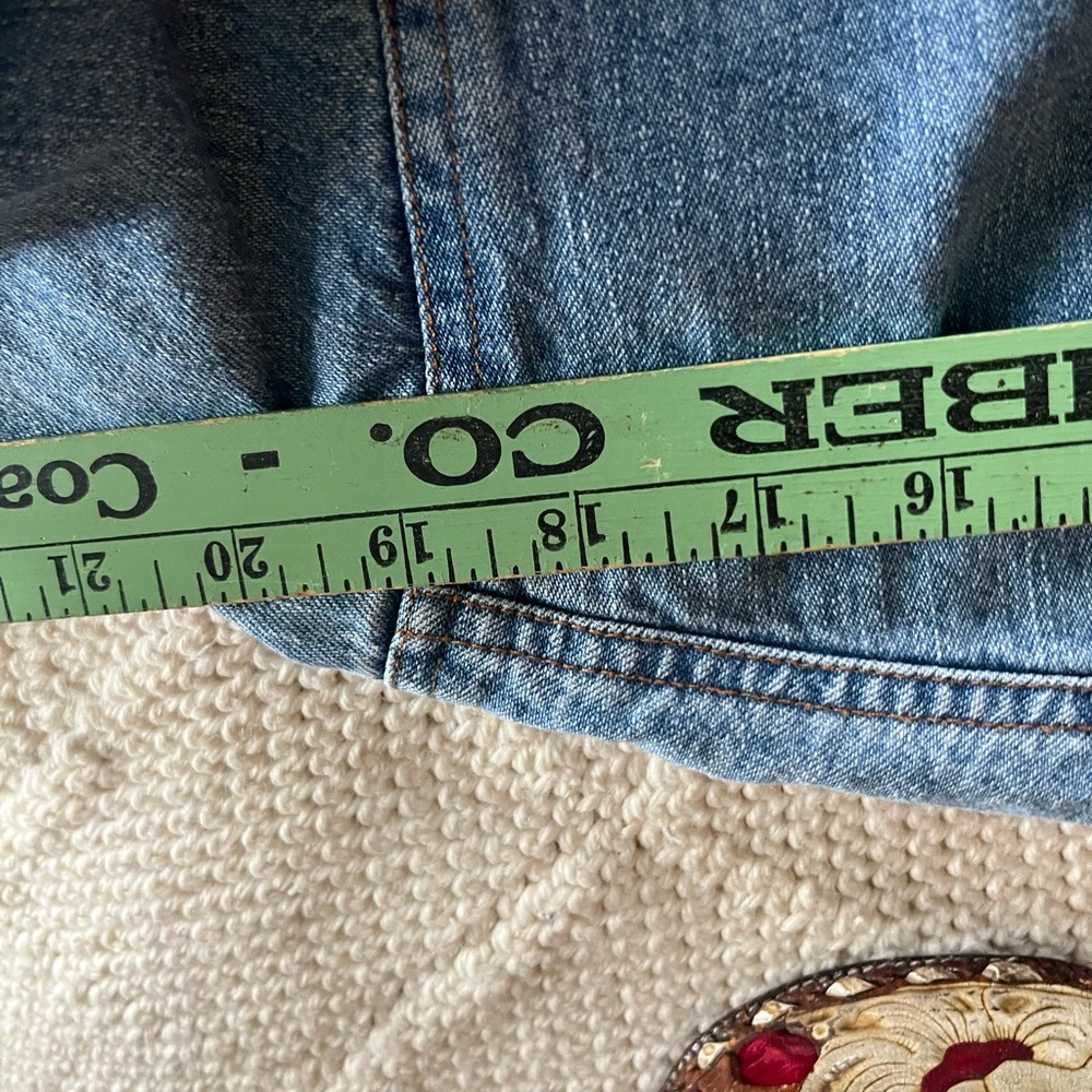 Classic 80’s Venezia Chambray Vintage Blue Denim Jacket - Picture 8 of 8